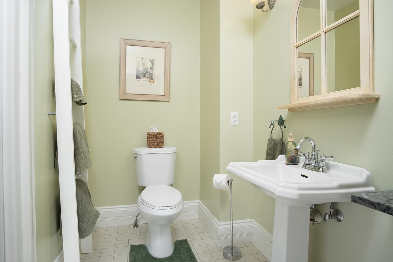 Reynolds Mansion Bed & Breakfast Bellefonte Bagian luar foto