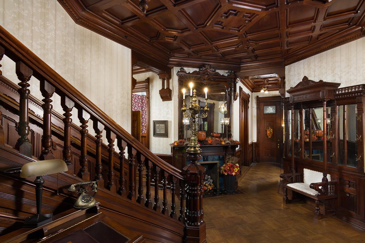 Reynolds Mansion Bed & Breakfast Bellefonte Bagian luar foto