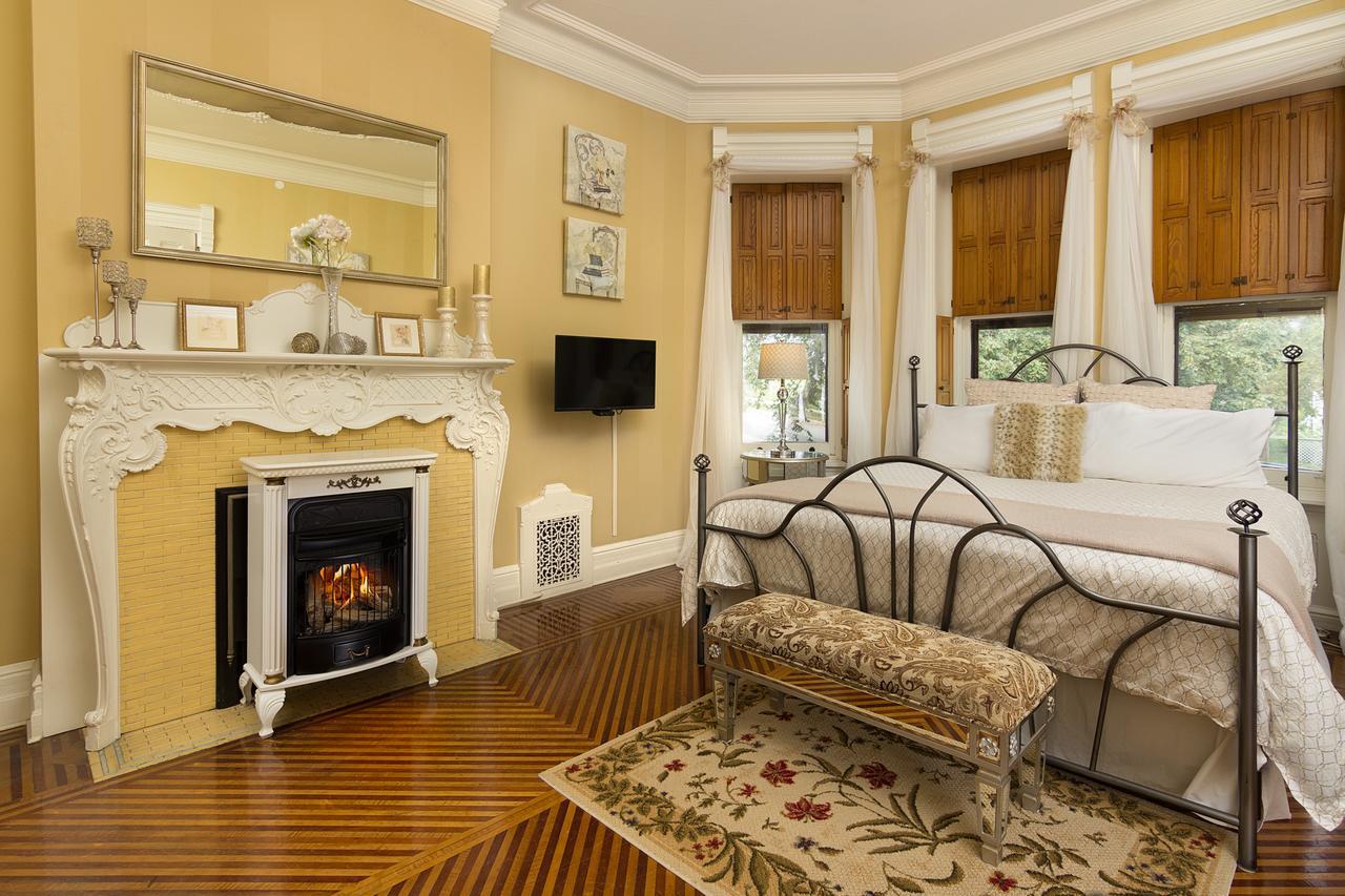 Reynolds Mansion Bed & Breakfast Bellefonte Bagian luar foto