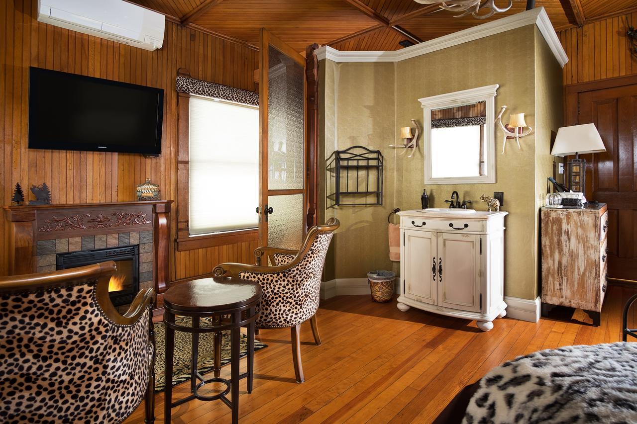 Reynolds Mansion Bed & Breakfast Bellefonte Bagian luar foto